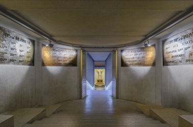 Vestibule d'honneur du monument national du HWK