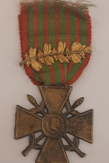 Reproduction de la croix de guerre 14-18